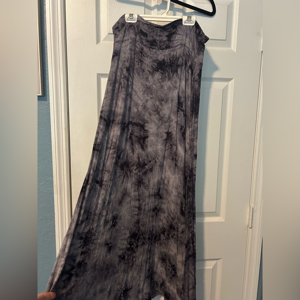Maxi skirt. Tags were cut off.